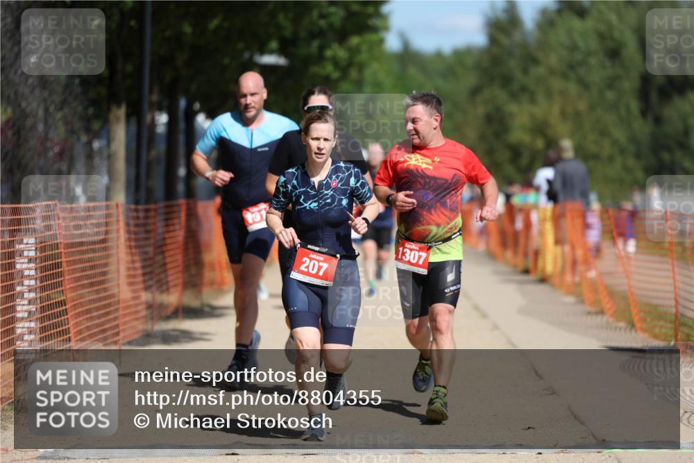 07.09.2025 - 19. Norderstedt Triathlon Michael Strokosch http://msf.ph/oto/8804355 07.09.2025 12:36:11 Laufen 190, 207, 282, 860, 1267, 1307, 1319 meine-sportfotos.de