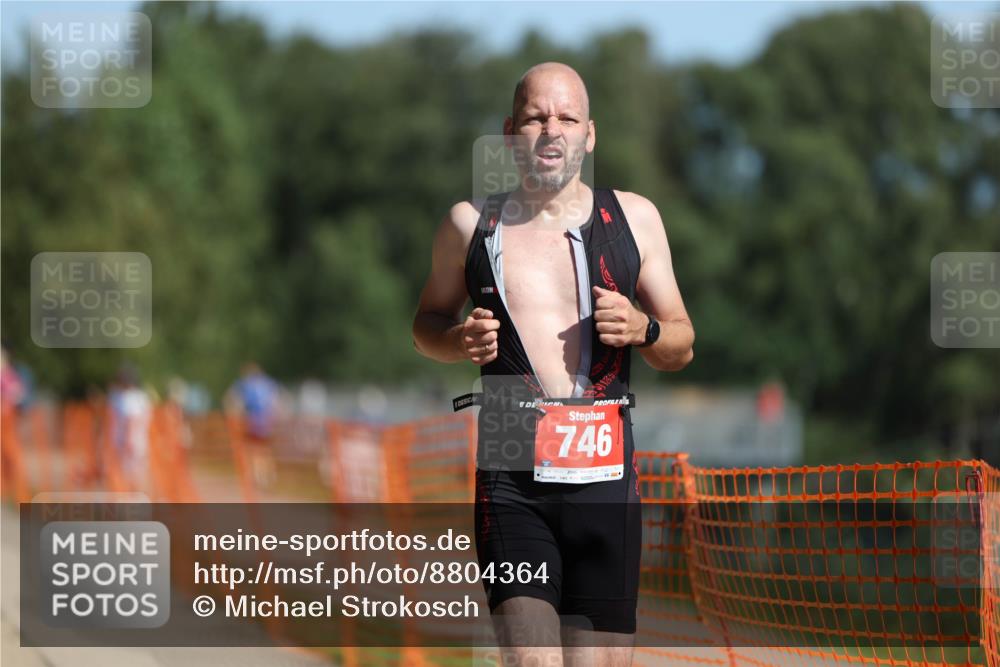 07.09.2025 - 19. Norderstedt Triathlon Michael Strokosch http://msf.ph/oto/8804364 07.09.2025 12:06:14 Laufen 746 meine-sportfotos.de