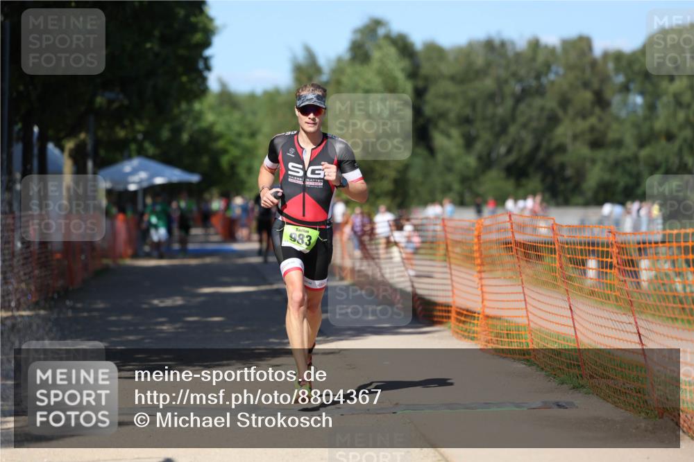 07.09.2025 - 19. Norderstedt Triathlon Michael Strokosch http://msf.ph/oto/8804367 07.09.2025 14:57:22 Laufen 983 meine-sportfotos.de
