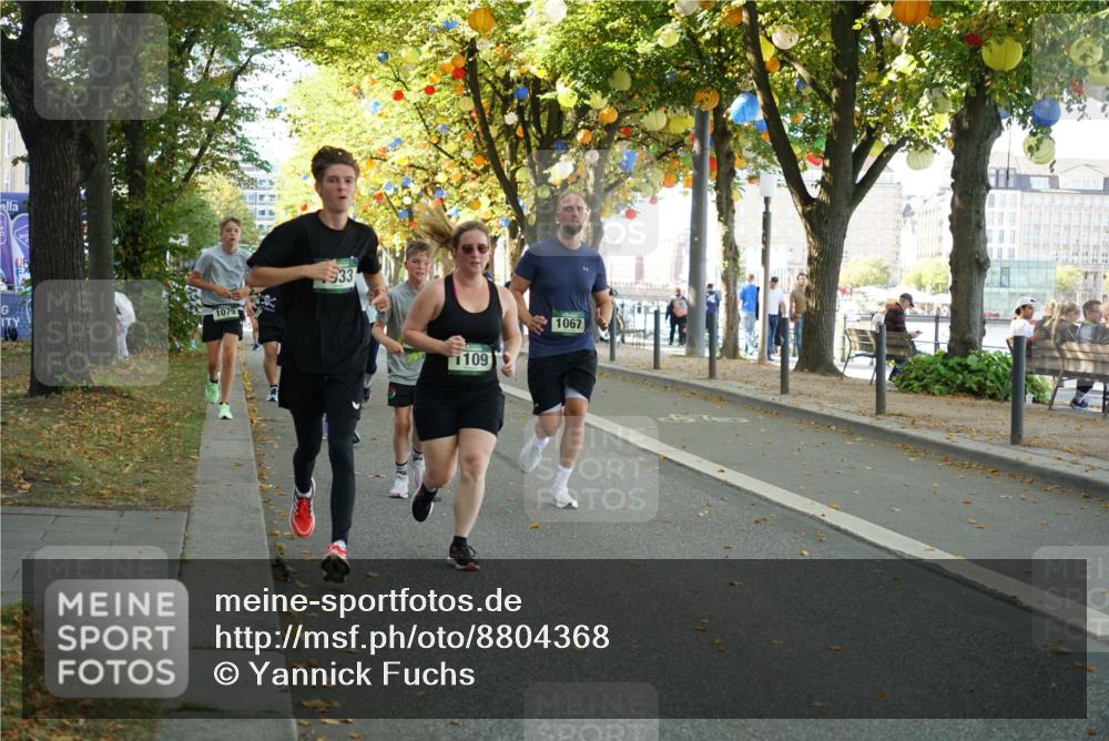 07.09.2025 - BARMER Alsterlauf Yannick Fuchs http://msf.ph/oto/8804368 07.09.2025 11:52:36 Laufen 1079, 933, 1109, 1067 meine-sportfotos.de