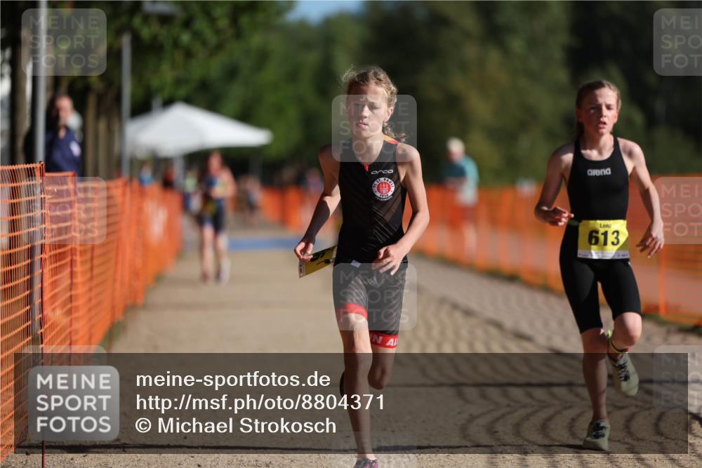07.09.2025 - 19. Norderstedt Triathlon Michael Strokosch http://msf.ph/oto/8804371 07.09.2025 09:44:01 Laufen 563, 586, 587, 613 meine-sportfotos.de