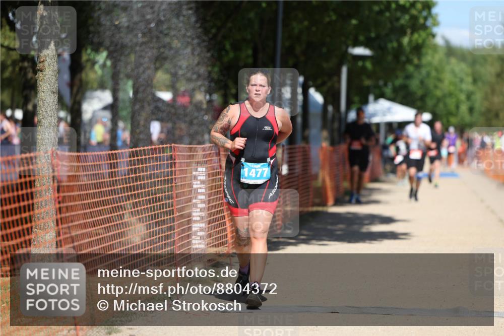 07.09.2025 - 19. Norderstedt Triathlon Michael Strokosch http://msf.ph/oto/8804372 07.09.2025 13:14:10 Laufen 177, 351, 1477 meine-sportfotos.de
