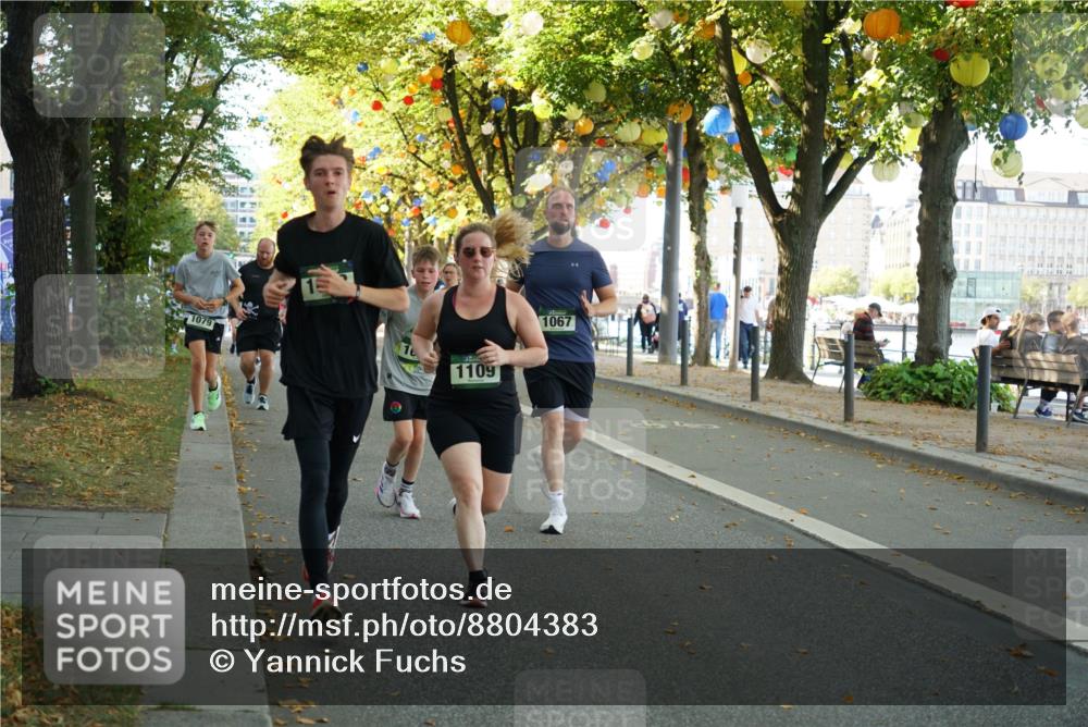 07.09.2025 - BARMER Alsterlauf Yannick Fuchs http://msf.ph/oto/8804383 07.09.2025 11:52:36 Laufen 1079, 15, 16, 1109, 1067 meine-sportfotos.de
