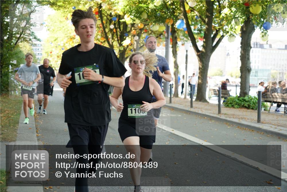 07.09.2025 - BARMER Alsterlauf Yannick Fuchs http://msf.ph/oto/8804389 07.09.2025 11:52:37 Laufen 1079, 16, 110 meine-sportfotos.de