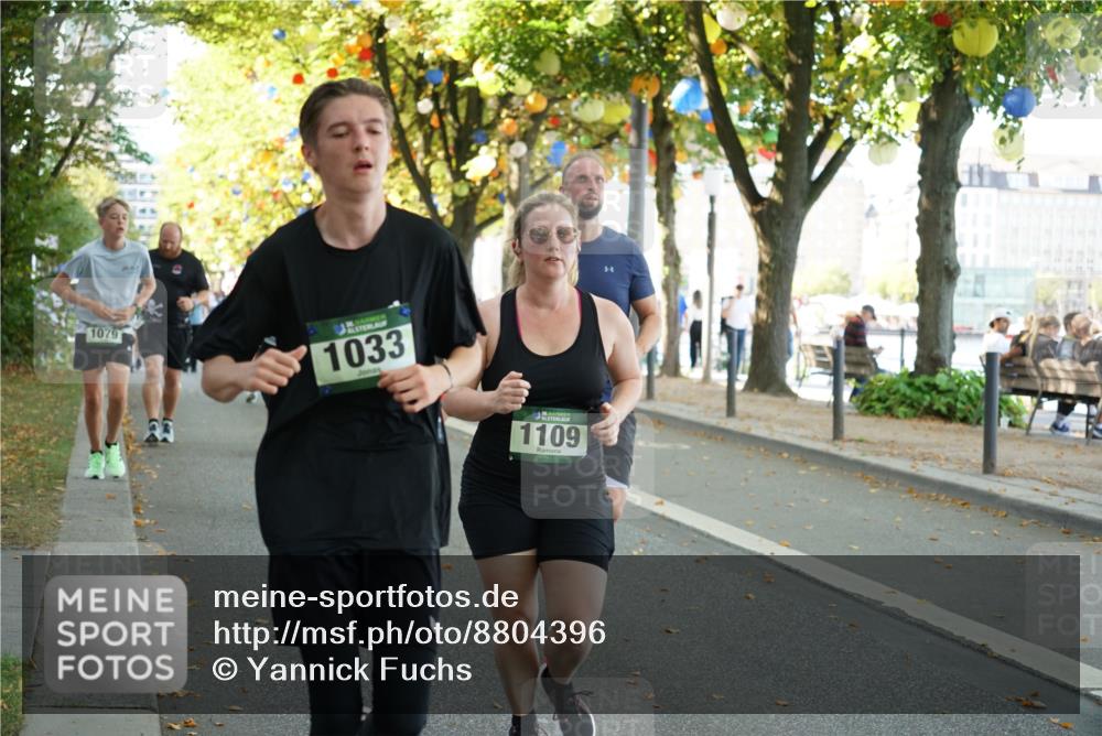 07.09.2025 - BARMER Alsterlauf Yannick Fuchs http://msf.ph/oto/8804396 07.09.2025 11:52:37 Laufen 1079, 23, 1033, 136, 1109 meine-sportfotos.de