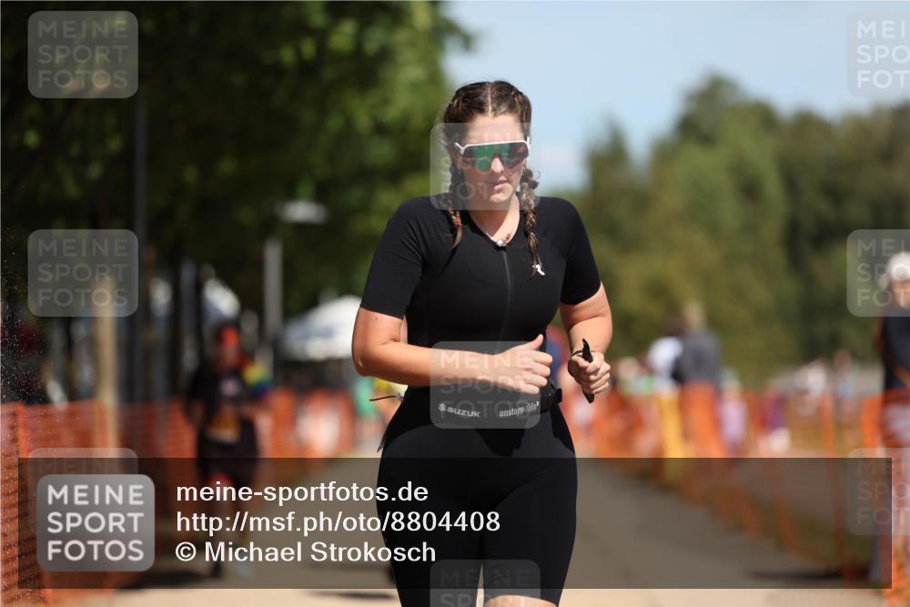 07.09.2025 - 19. Norderstedt Triathlon Michael Strokosch http://msf.ph/oto/8804408 07.09.2025 12:36:14 Laufen 190, 207, 282, 860, 1161, 1267, 1307, 1319 meine-sportfotos.de