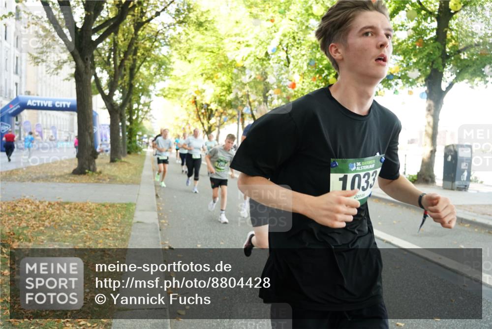 07.09.2025 - BARMER Alsterlauf Yannick Fuchs http://msf.ph/oto/8804428 07.09.2025 11:52:38 Laufen 36, 1033 meine-sportfotos.de