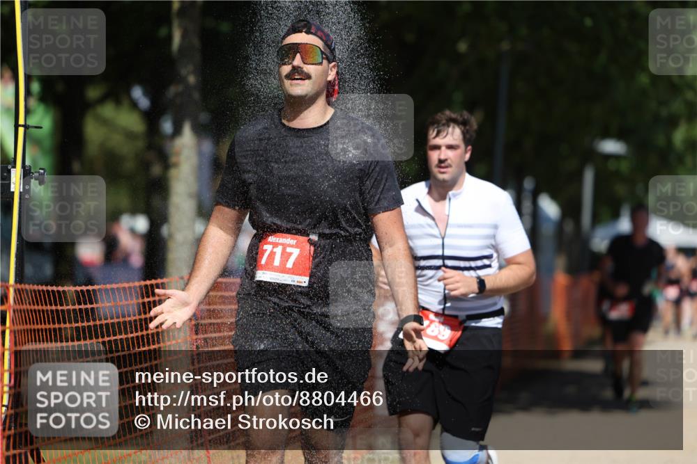 07.09.2025 - 19. Norderstedt Triathlon Michael Strokosch http://msf.ph/oto/8804466 07.09.2025 13:14:20 Laufen 189, 706, 717 meine-sportfotos.de