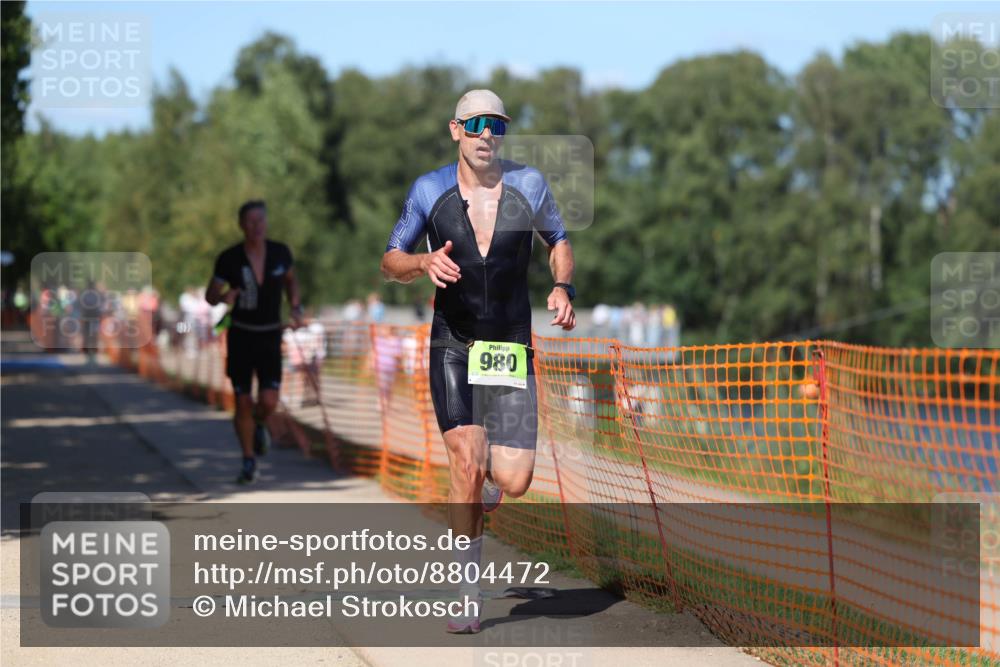 07.09.2025 - 19. Norderstedt Triathlon Michael Strokosch http://msf.ph/oto/8804472 07.09.2025 14:57:31 Laufen 980, 989, 1004 meine-sportfotos.de