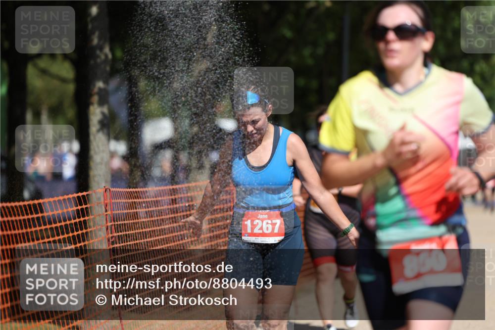 07.09.2025 - 19. Norderstedt Triathlon Michael Strokosch http://msf.ph/oto/8804493 07.09.2025 12:36:18 Laufen 190, 293, 860, 1161, 1267 meine-sportfotos.de