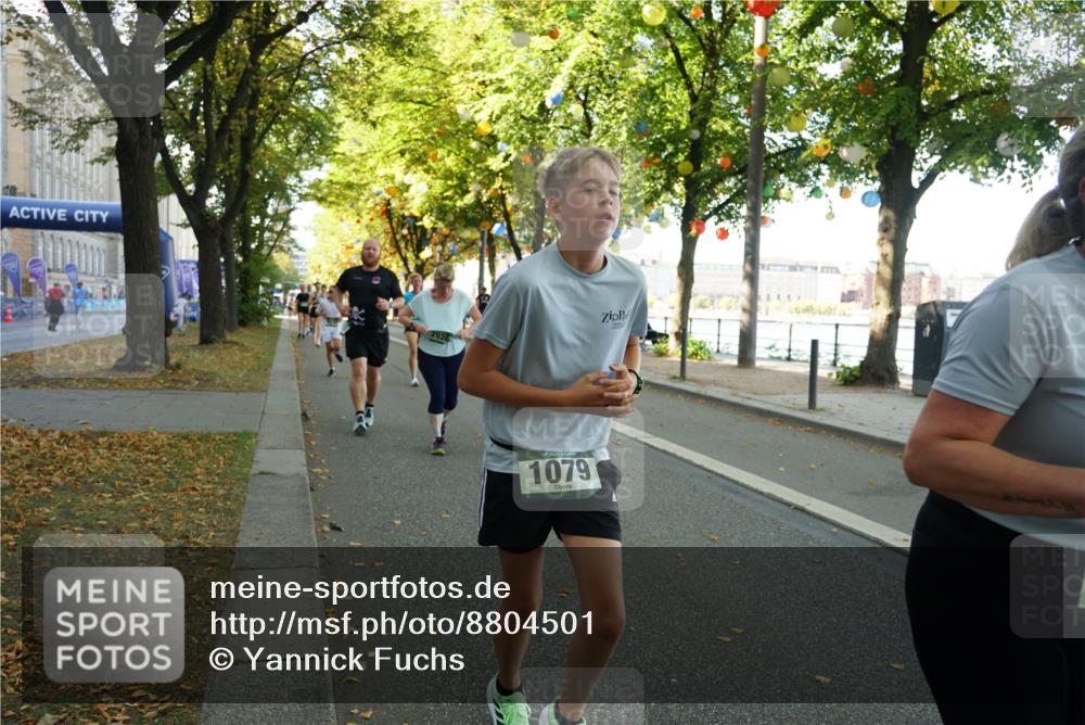 07.09.2025 - BARMER Alsterlauf Yannick Fuchs http://msf.ph/oto/8804501 07.09.2025 11:52:41 Laufen 1079 meine-sportfotos.de