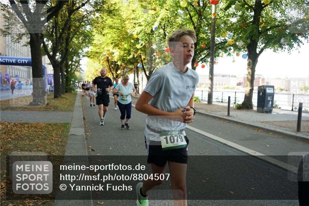 07.09.2025 - BARMER Alsterlauf Yannick Fuchs http://msf.ph/oto/8804507 07.09.2025 11:52:41 Laufen 2926, 1079 meine-sportfotos.de