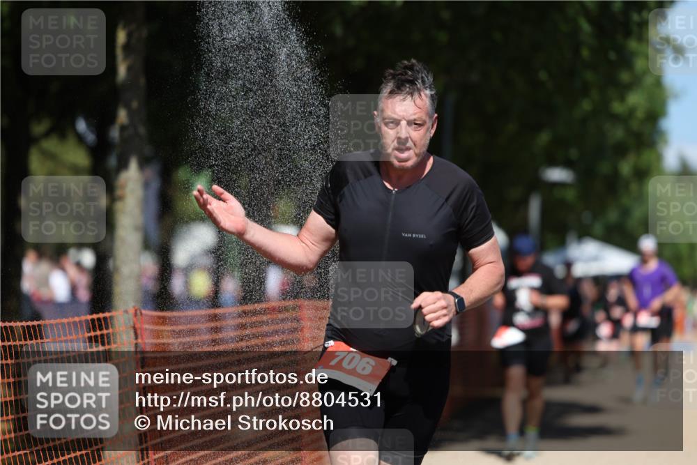07.09.2025 - 19. Norderstedt Triathlon Michael Strokosch http://msf.ph/oto/8804531 07.09.2025 13:14:26 Laufen 219, 331, 706, 1388 meine-sportfotos.de