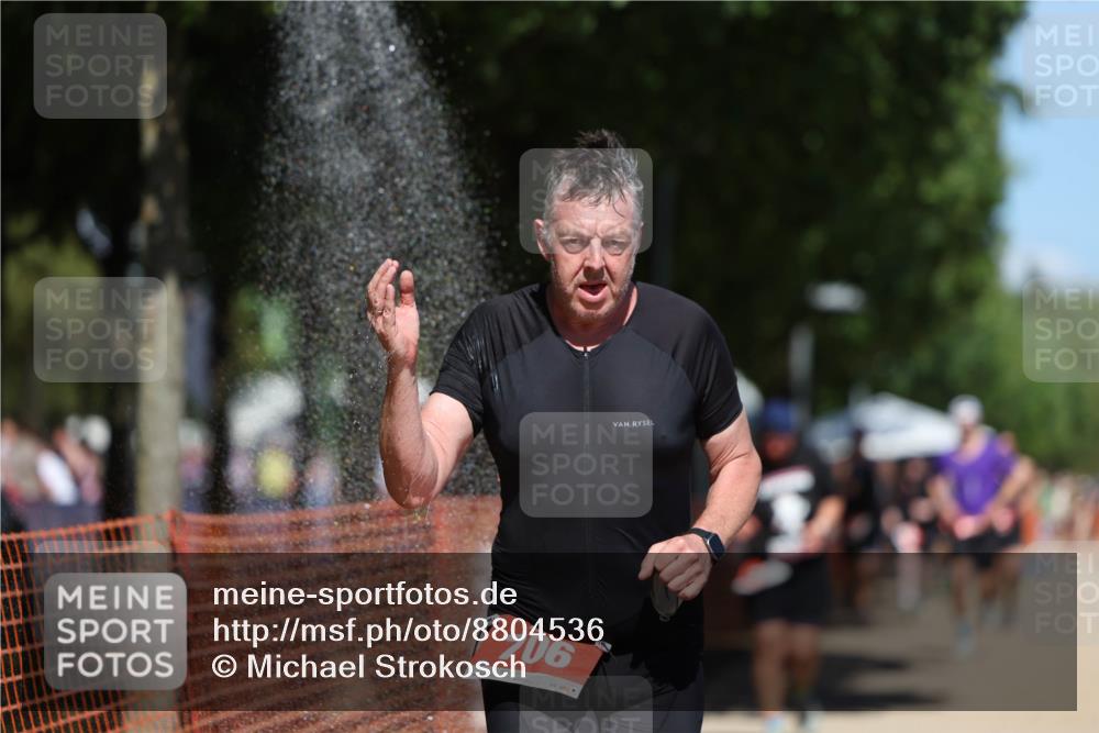 07.09.2025 - 19. Norderstedt Triathlon Michael Strokosch http://msf.ph/oto/8804536 07.09.2025 13:14:26 Laufen 219, 331, 706, 1388 meine-sportfotos.de