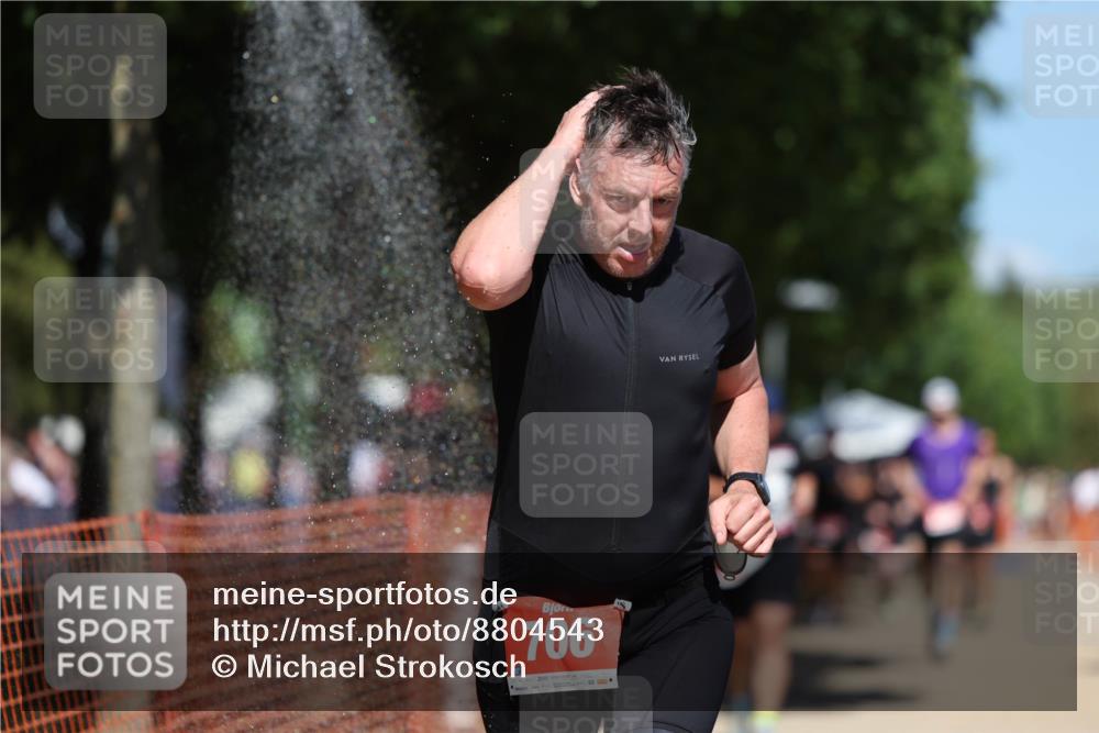 07.09.2025 - 19. Norderstedt Triathlon Michael Strokosch http://msf.ph/oto/8804543 07.09.2025 13:14:26 Laufen 219, 331, 706, 1388 meine-sportfotos.de