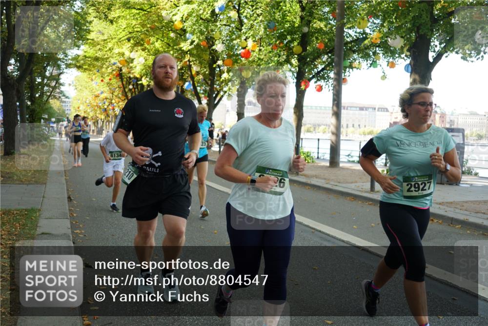 07.09.2025 - BARMER Alsterlauf Yannick Fuchs http://msf.ph/oto/8804547 07.09.2025 11:52:43 Laufen 8134, 210, 26, 2927 meine-sportfotos.de
