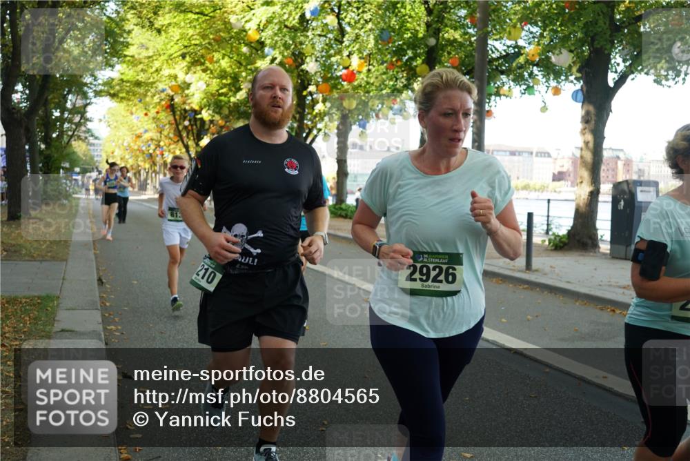 07.09.2025 - BARMER Alsterlauf Yannick Fuchs http://msf.ph/oto/8804565 07.09.2025 11:52:43 Laufen 813, 210, 36, 2926 meine-sportfotos.de