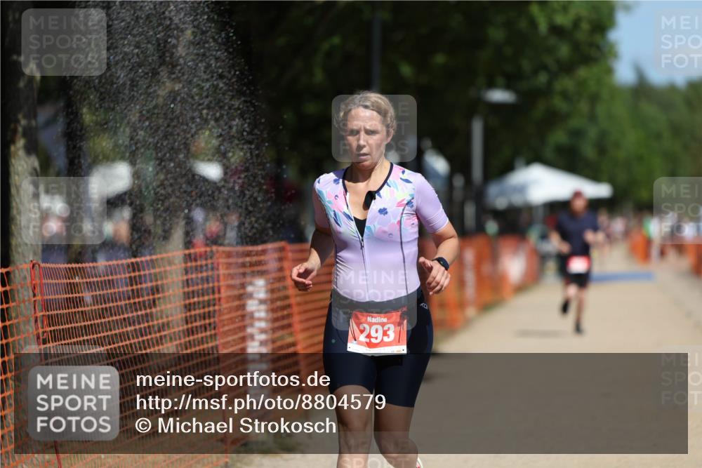 07.09.2025 - 19. Norderstedt Triathlon Michael Strokosch http://msf.ph/oto/8804579 07.09.2025 12:36:25 Laufen 227, 293 meine-sportfotos.de
