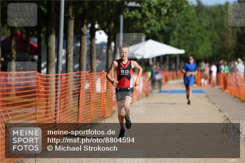07.09.2025 - 19. Norderstedt Triathlon Michael Strokosch http://msf.ph/oto/8804594 07.09.2025 11:05:12 Laufen 107 meine-sportfotos.de