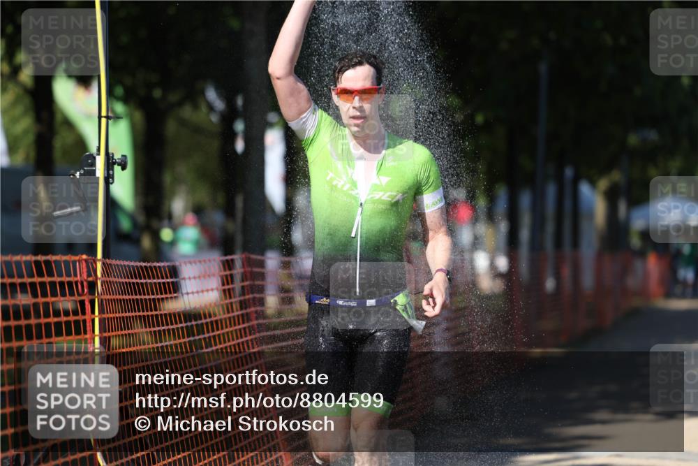 07.09.2025 - 19. Norderstedt Triathlon Michael Strokosch http://msf.ph/oto/8804599 07.09.2025 14:57:37 Laufen 989, 1004 meine-sportfotos.de