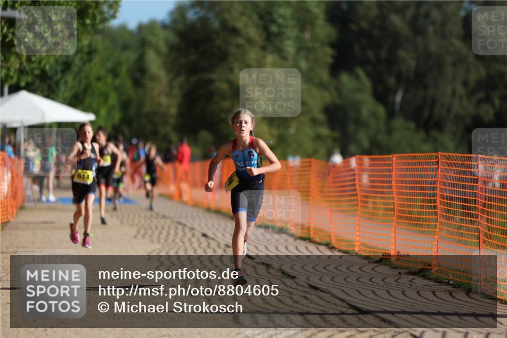 07.09.2025 - 19. Norderstedt Triathlon Michael Strokosch http://msf.ph/oto/8804605 07.09.2025 09:44:23 Laufen 566, 614 meine-sportfotos.de