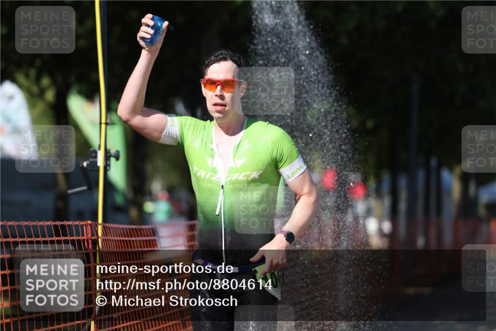 07.09.2025 - 19. Norderstedt Triathlon Michael Strokosch http://msf.ph/oto/8804614 07.09.2025 14:57:38 Laufen 989, 1004 meine-sportfotos.de