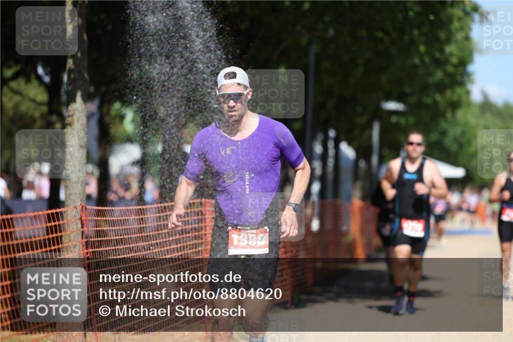 07.09.2025 - 19. Norderstedt Triathlon Michael Strokosch http://msf.ph/oto/8804620 07.09.2025 13:14:32 Laufen 219, 224, 331, 852, 1270, 1388 meine-sportfotos.de