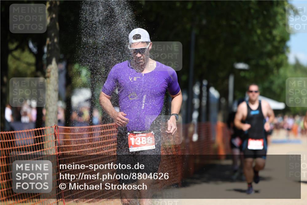 07.09.2025 - 19. Norderstedt Triathlon Michael Strokosch http://msf.ph/oto/8804626 07.09.2025 13:14:32 Laufen 219, 224, 331, 852, 1270, 1388 meine-sportfotos.de