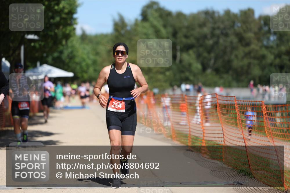 07.09.2025 - 19. Norderstedt Triathlon Michael Strokosch http://msf.ph/oto/8804692 07.09.2025 13:14:36 Laufen 224, 852, 858, 1270, 1388 meine-sportfotos.de