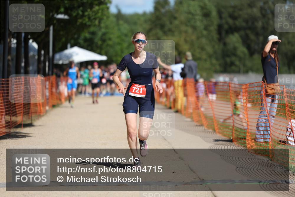 07.09.2025 - 19. Norderstedt Triathlon Michael Strokosch http://msf.ph/oto/8804715 07.09.2025 12:36:47 Laufen 721 meine-sportfotos.de