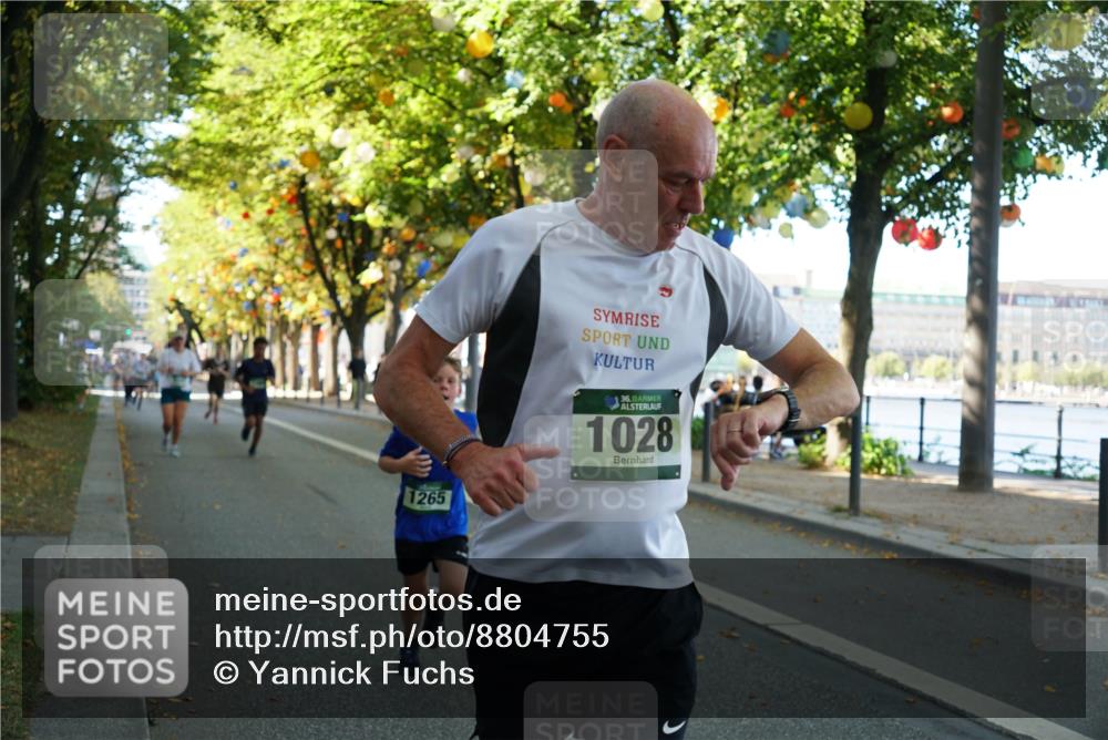 07.09.2025 - BARMER Alsterlauf Yannick Fuchs http://msf.ph/oto/8804755 07.09.2025 11:52:53 Laufen 1265, 36, 1028 meine-sportfotos.de