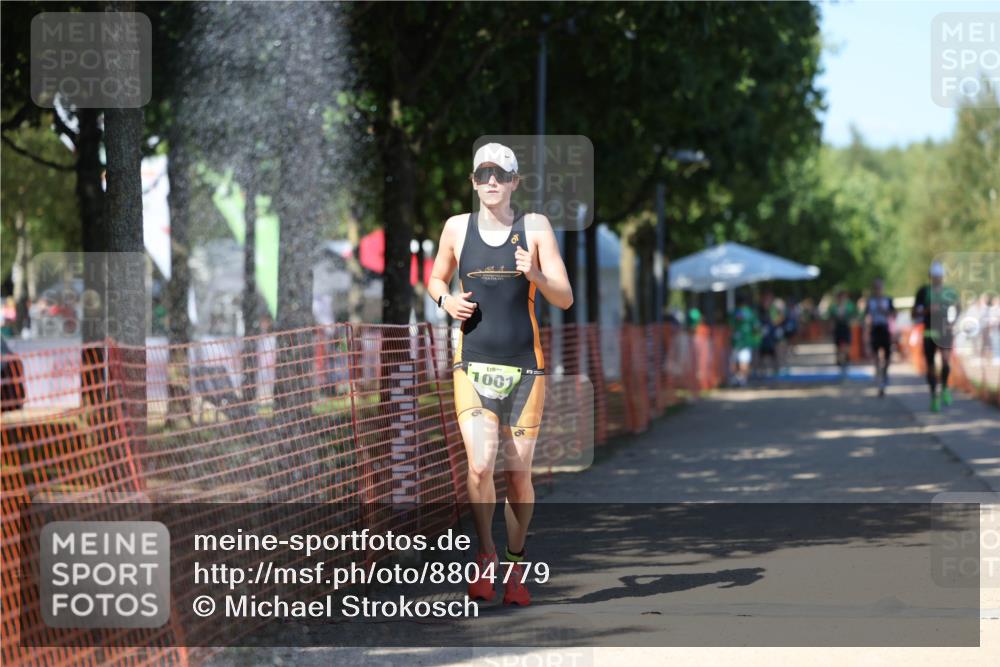 07.09.2025 - 19. Norderstedt Triathlon Michael Strokosch http://msf.ph/oto/8804779 07.09.2025 14:58:16 Laufen 1001, 1037 meine-sportfotos.de