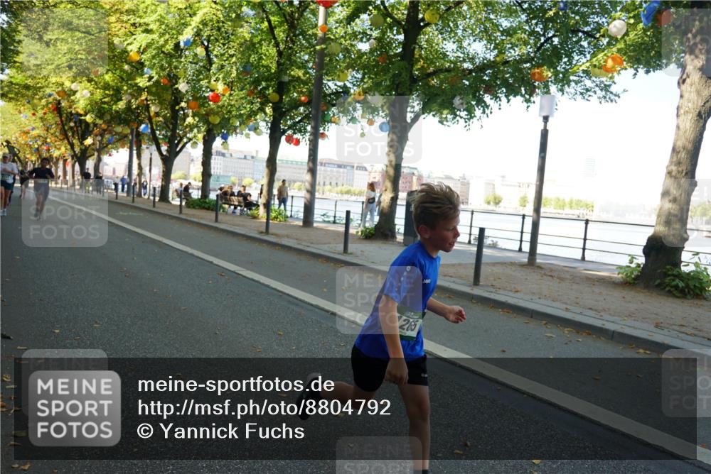 07.09.2025 - BARMER Alsterlauf Yannick Fuchs http://msf.ph/oto/8804792 07.09.2025 11:52:54 Laufen 265 meine-sportfotos.de