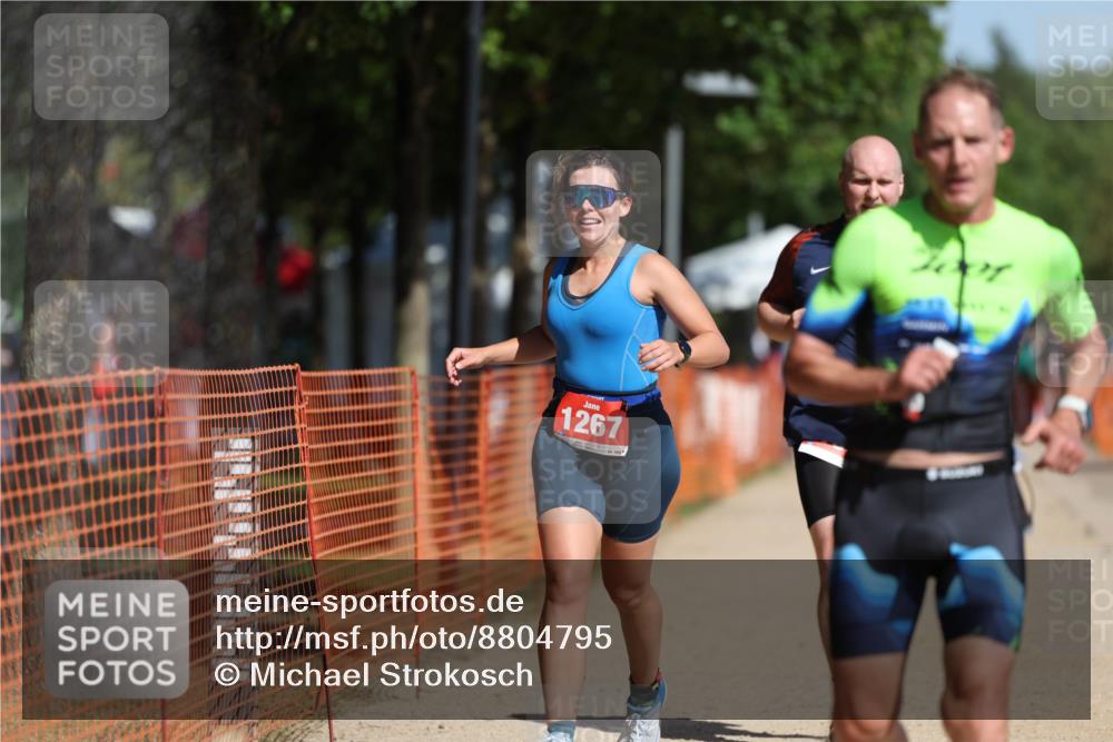 07.09.2025 - 19. Norderstedt Triathlon Michael Strokosch http://msf.ph/oto/8804795 07.09.2025 12:06:52 Laufen 190, 771, 1267 meine-sportfotos.de
