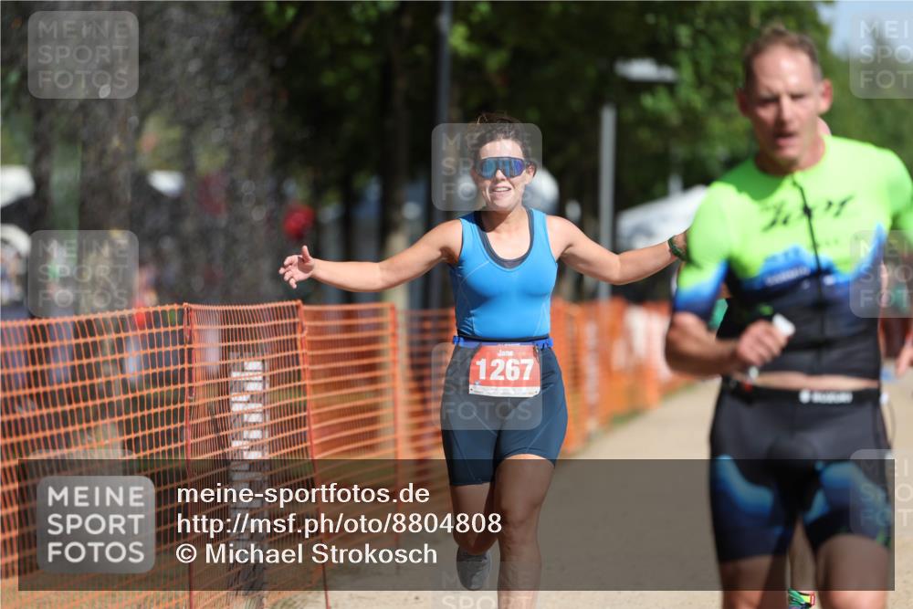 07.09.2025 - 19. Norderstedt Triathlon Michael Strokosch http://msf.ph/oto/8804808 07.09.2025 12:06:52 Laufen 190, 771, 1267 meine-sportfotos.de