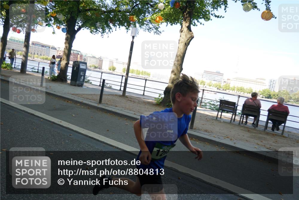 07.09.2025 - BARMER Alsterlauf Yannick Fuchs http://msf.ph/oto/8804813 07.09.2025 11:52:55 Laufen 12 meine-sportfotos.de