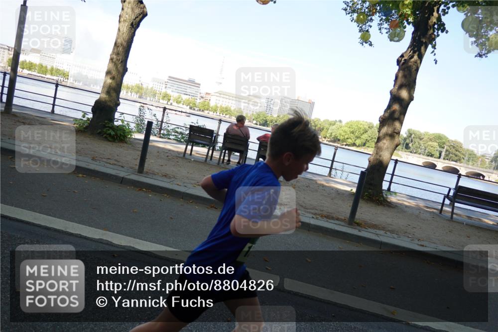 07.09.2025 - BARMER Alsterlauf Yannick Fuchs http://msf.ph/oto/8804826 07.09.2025 11:52:55 Laufen  meine-sportfotos.de