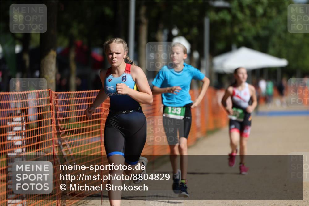 07.09.2025 - 19. Norderstedt Triathlon Michael Strokosch http://msf.ph/oto/8804829 07.09.2025 11:06:30 Laufen 67, 75, 133 meine-sportfotos.de