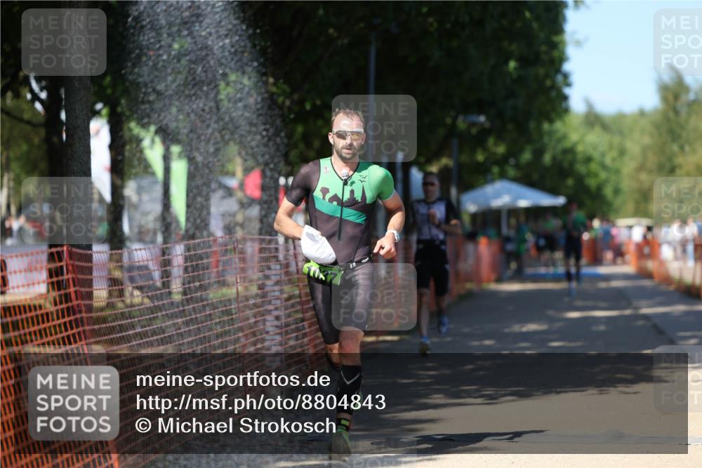 07.09.2025 - 19. Norderstedt Triathlon Michael Strokosch http://msf.ph/oto/8804843 07.09.2025 14:58:23 Laufen 965, 1037 meine-sportfotos.de
