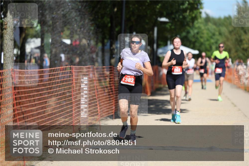 07.09.2025 - 19. Norderstedt Triathlon Michael Strokosch http://msf.ph/oto/8804851 07.09.2025 13:14:55 Laufen 262, 275, 1264, 1382 meine-sportfotos.de