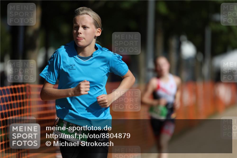 07.09.2025 - 19. Norderstedt Triathlon Michael Strokosch http://msf.ph/oto/8804879 07.09.2025 11:06:32 Laufen 67, 75, 133 meine-sportfotos.de