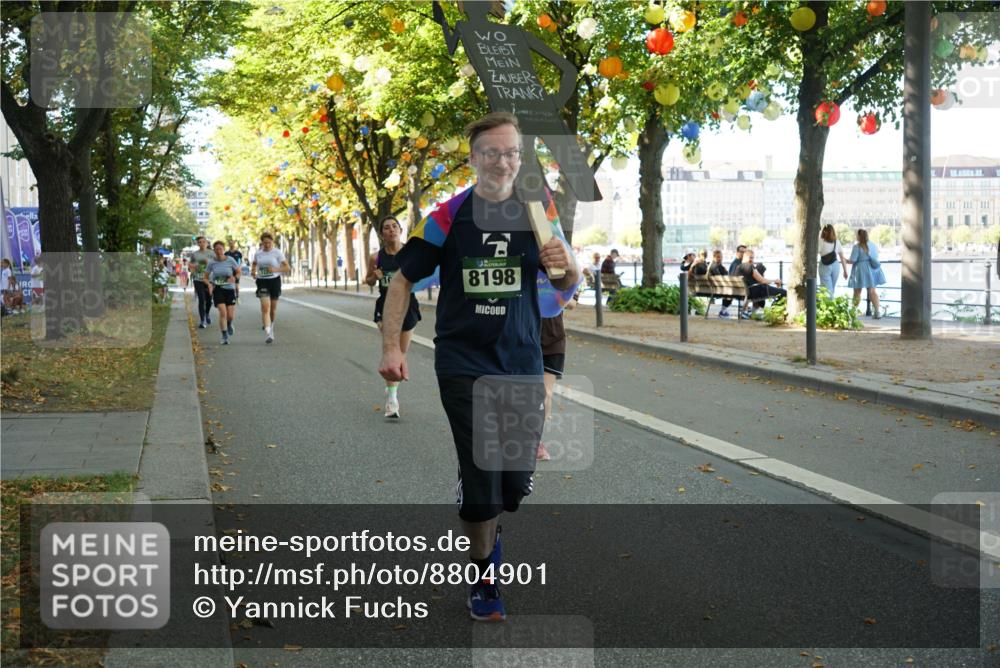 07.09.2025 - BARMER Alsterlauf Yannick Fuchs http://msf.ph/oto/8804901 07.09.2025 11:53:01 Laufen 8198 meine-sportfotos.de