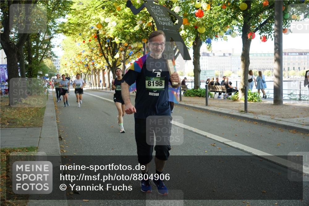 07.09.2025 - BARMER Alsterlauf Yannick Fuchs http://msf.ph/oto/8804906 07.09.2025 11:53:01 Laufen 1227, 106, 8198 meine-sportfotos.de