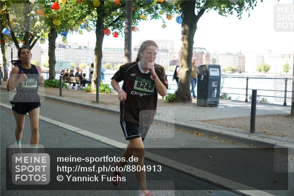 07.09.2025 - BARMER Alsterlauf Yannick Fuchs http://msf.ph/oto/8804913 07.09.2025 11:53:03 Laufen 1065, 36, 8242 meine-sportfotos.de