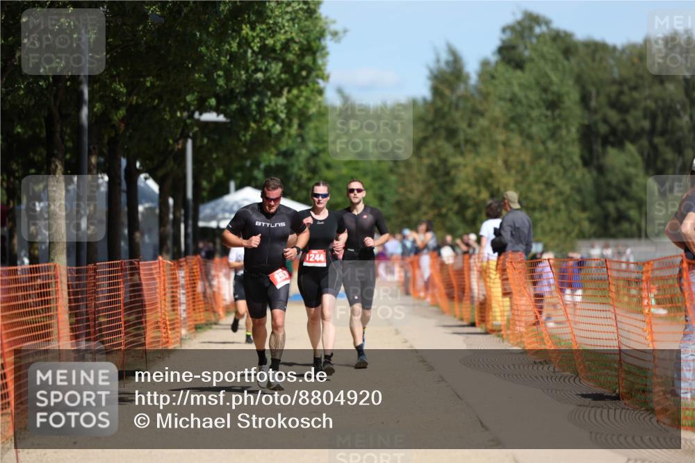 07.09.2025 - 19. Norderstedt Triathlon Michael Strokosch http://msf.ph/oto/8804920 07.09.2025 12:37:02 Laufen 253, 260, 1244, 1248, 1311, 1369 meine-sportfotos.de