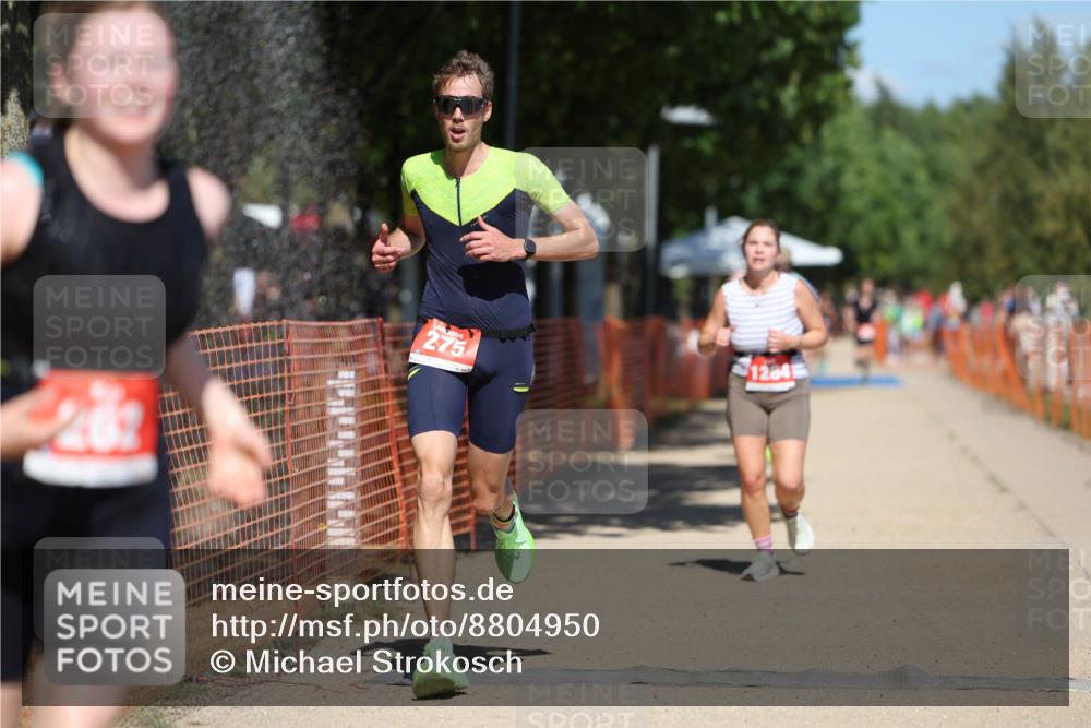 07.09.2025 - 19. Norderstedt Triathlon Michael Strokosch http://msf.ph/oto/8804950 07.09.2025 13:15:00 Laufen 166, 262, 275, 308, 1264, 1382 meine-sportfotos.de