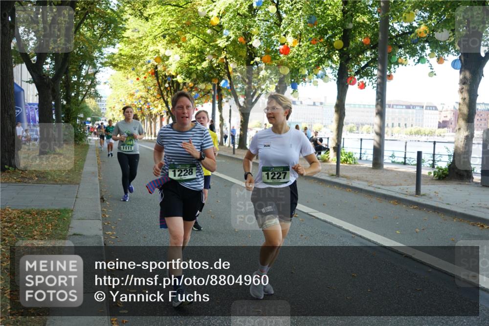 07.09.2025 - BARMER Alsterlauf Yannick Fuchs http://msf.ph/oto/8804960 07.09.2025 11:53:08 Laufen 1111, 20, 1228, 1227 meine-sportfotos.de