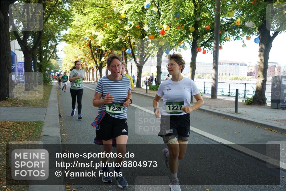 07.09.2025 - BARMER Alsterlauf Yannick Fuchs http://msf.ph/oto/8804973 07.09.2025 11:53:08 Laufen 1111, 1228, 1227 meine-sportfotos.de