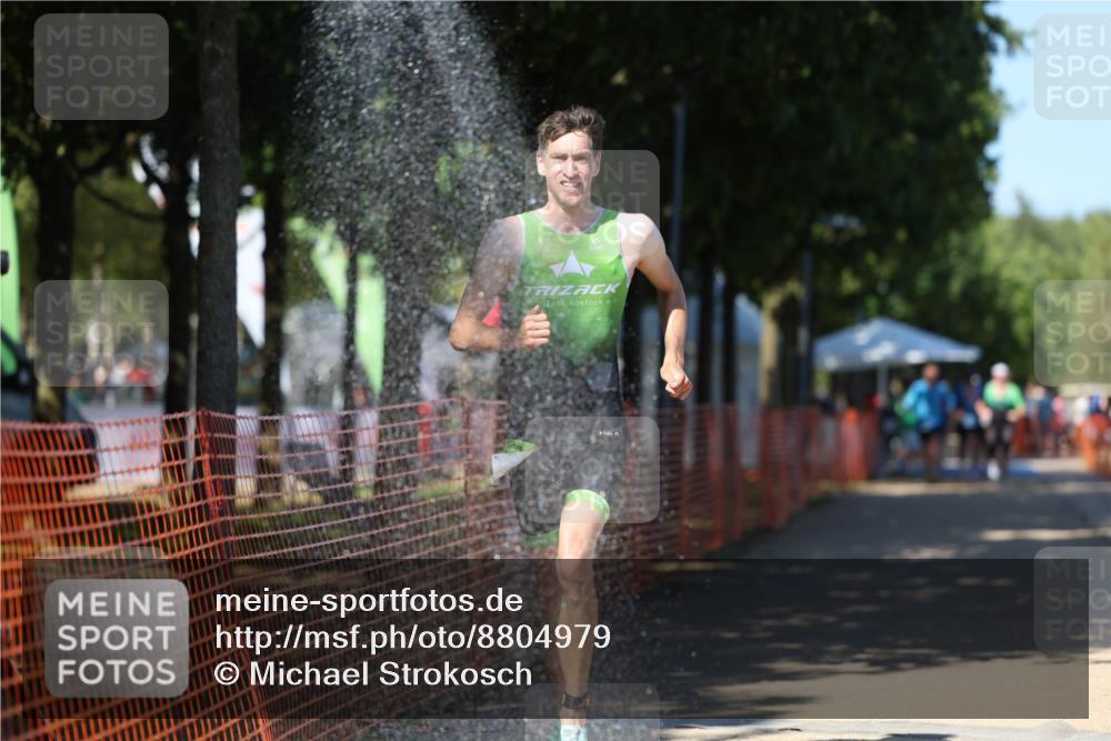 07.09.2025 - 19. Norderstedt Triathlon Michael Strokosch http://msf.ph/oto/8804979 07.09.2025 14:58:37 Laufen 1003, 1016 meine-sportfotos.de