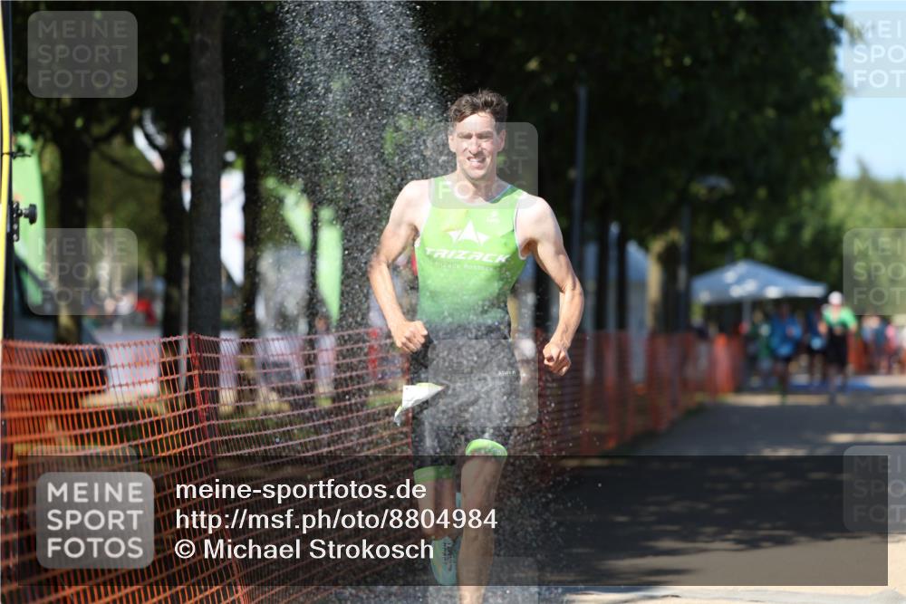 07.09.2025 - 19. Norderstedt Triathlon Michael Strokosch http://msf.ph/oto/8804984 07.09.2025 14:58:38 Laufen 1003 meine-sportfotos.de